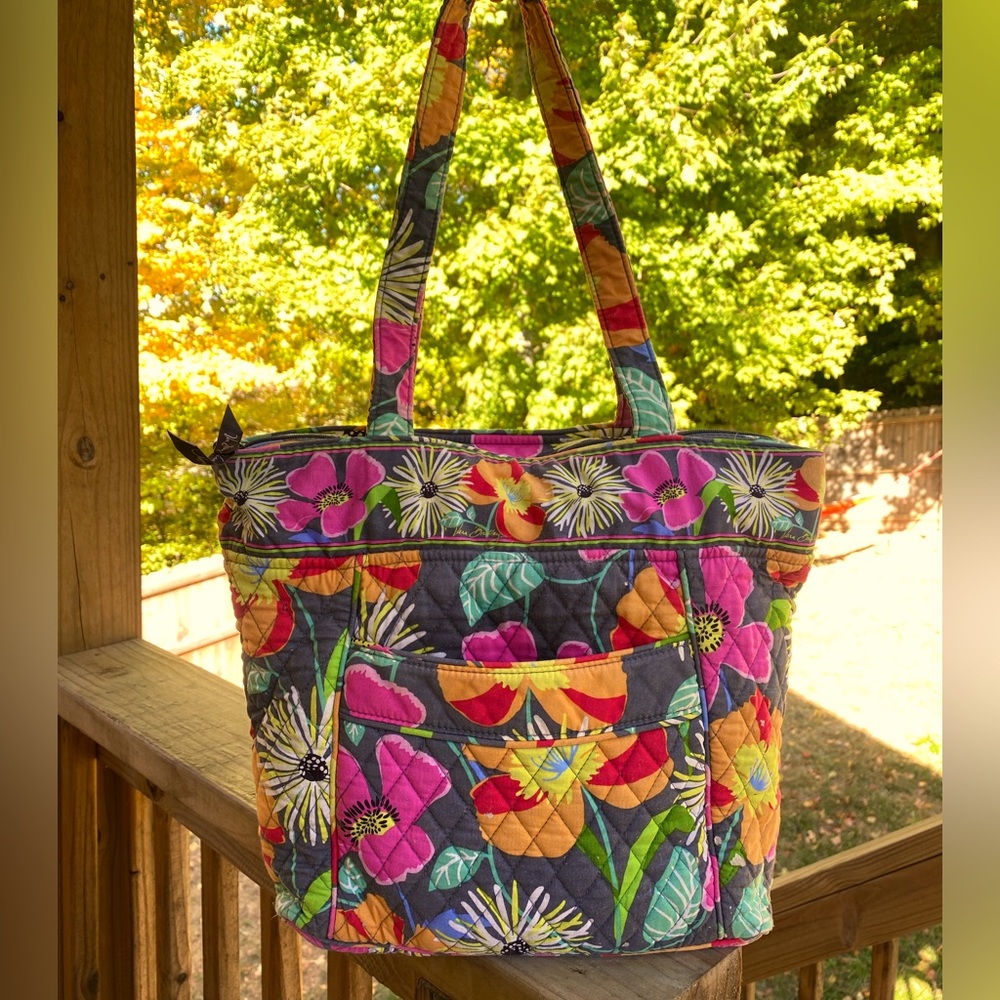 Vera Bradley Jazzy Blooms bag